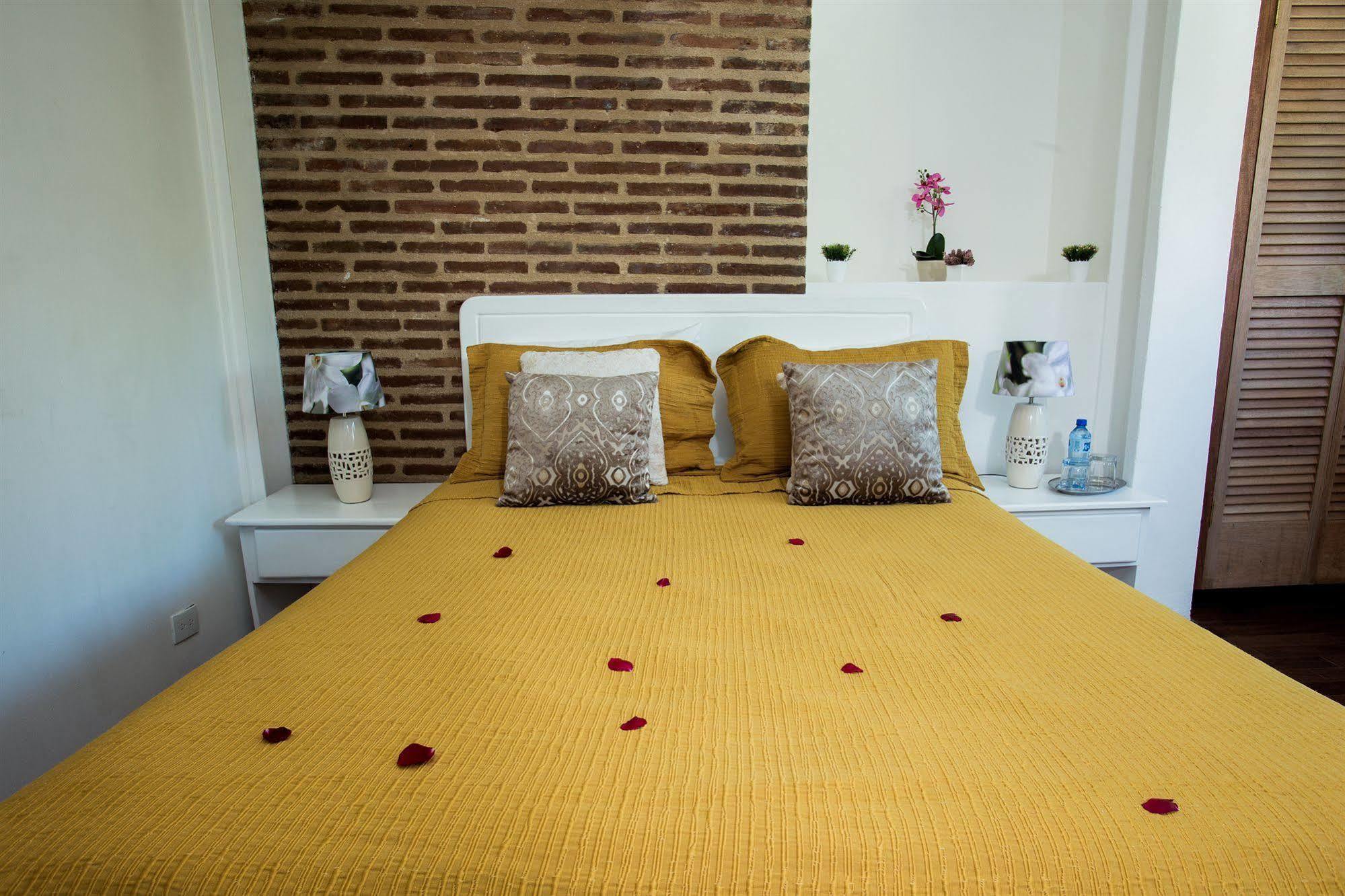 Hotel Portes 9 聖多明哥 外观 照片