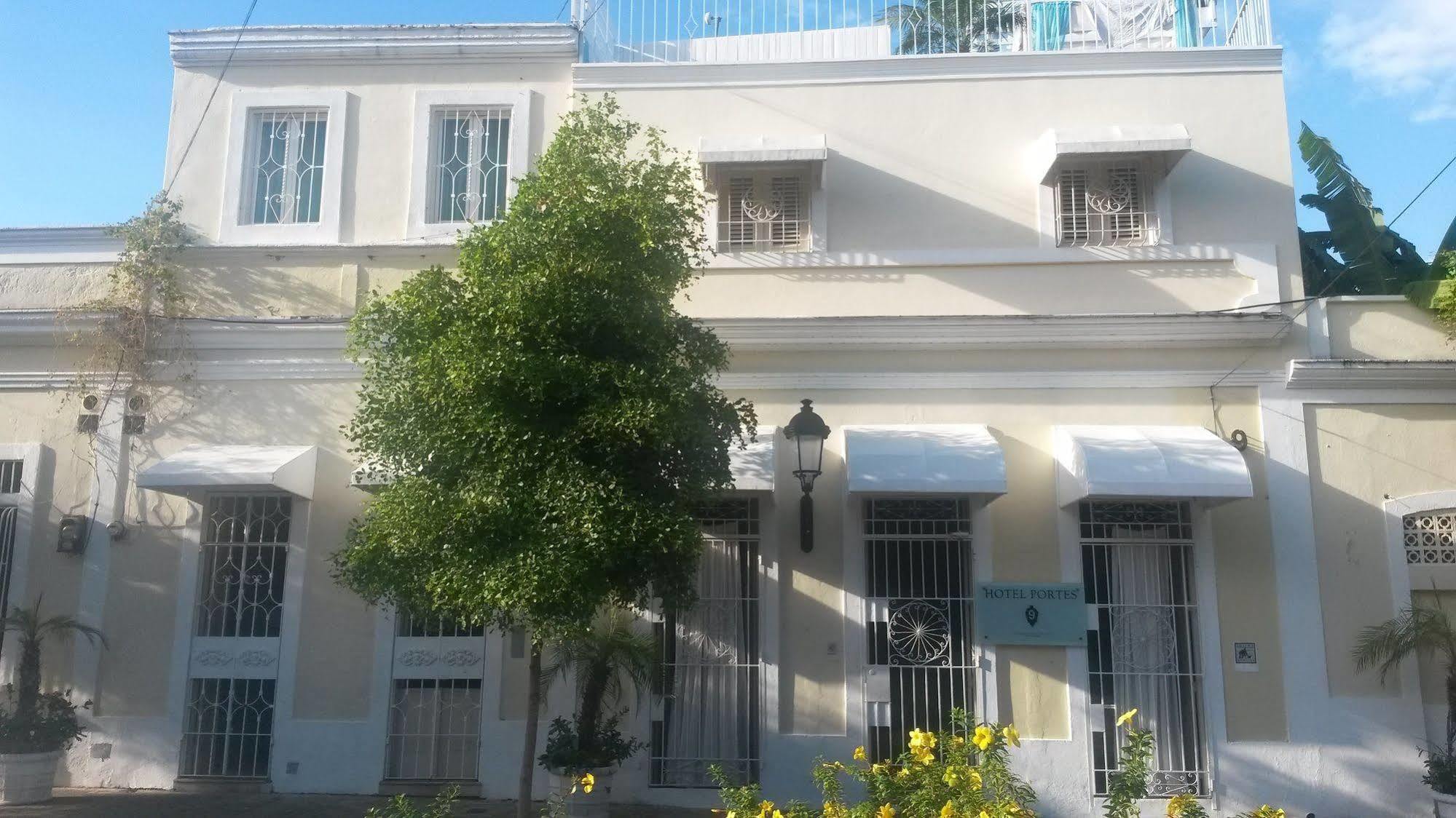 Hotel Portes 9 聖多明哥 外观 照片