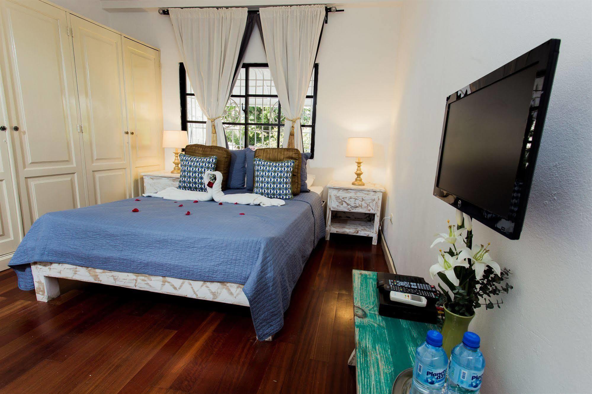 Hotel Portes 9 聖多明哥 外观 照片
