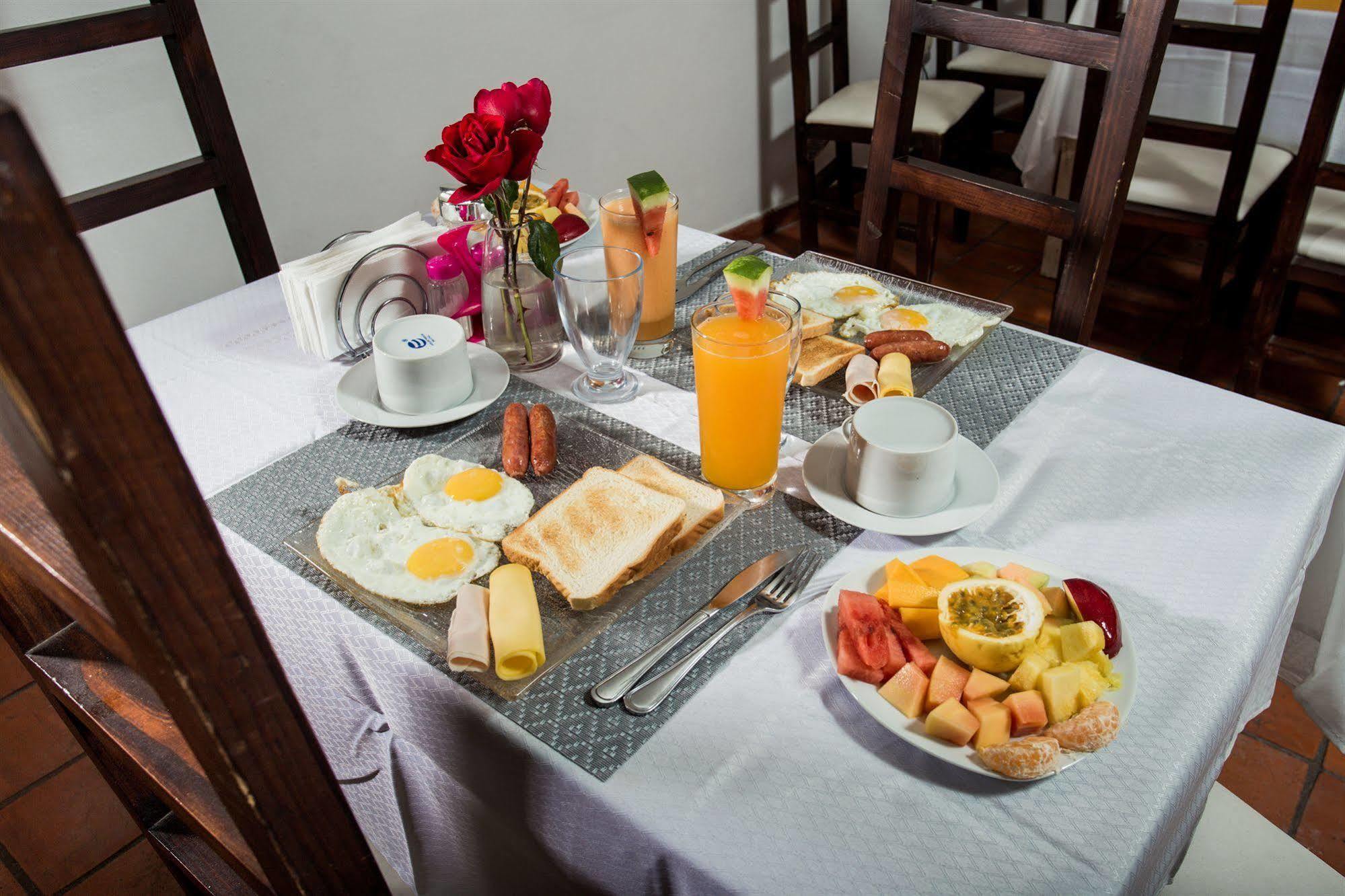 Hotel Portes 9 聖多明哥 外观 照片